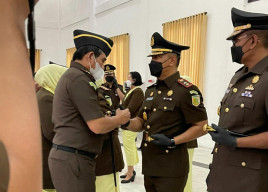 Resmi, Kosasih Pimpin Kejari Murung Raya