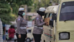 Sambut HUT Bhayangkara ke-67, Satlantas Polrestabes Gelar Bhakti Sosial