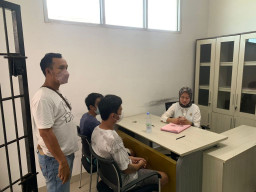 Polsek Pringsewu Kota Limpahkan Dua Tersangka Cabul