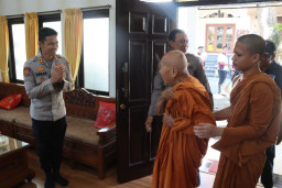 Satlantas Polres Batu Gelar Bansos dan Baksos di Sejumlah Tempat Ibadah