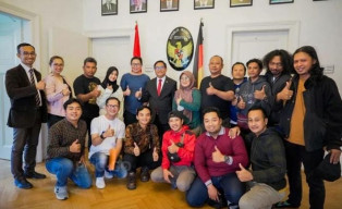 Jelajahi Eropa,  Reog Ponorogo Sukses Pikat Dunia