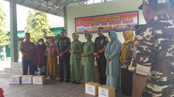 Sambut HUT TNI Ke-77 Tahun 2022, Dandim 0404 Muara Enim Gelar Bakti Sosial