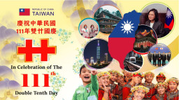 Rayakan Hari Jadi, Teto Surabaya Bagikan Souvenir