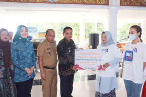 Pj. Bupati Terima Piagam dan Plakat WTP ke-9