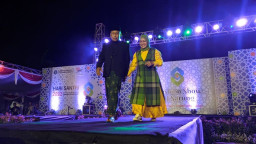 Peringati HSN, Pemkab Ponorogo Helat Fashion Show Of Sarung