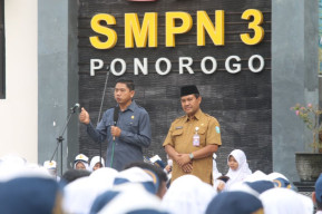 Terima Keluhan Orang Tua Soal Iuran, Ketua DPRD Datangi SMPN 3 Ponorogo