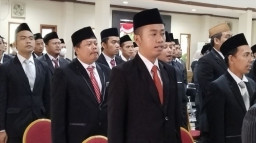 Puluhan Panwascam se-Kabupaten Lamongan Disumpah