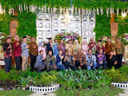 Ratusan Pengacara dan Politisi Golkar Hadiri Pernikahan Putra Sumardi SH MH