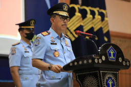 Kakanwil Kemenkumham Jatim Harap Kalapas Baru Tingkatkan Profesionalitas & Soliditas