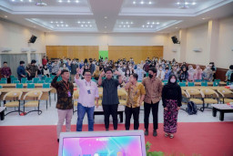 BEM FEB Unair Gelar Seminar Wawasan Perkembangan Ekonomi Global Mahasiswa