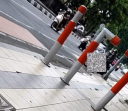 Pria Onani di Jalan Panglima Sudirman, Surabaya, Terekam Kamera