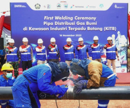 PGN Subholding Gas Pertamina Mulai Bangun Infrastruktur Gas Bumi KIT Batang