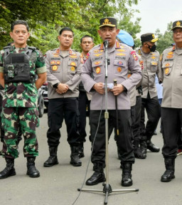 Kapolri Instruksikan Jajarannya Usut Insiden Bom di Mapolsek Astana Anyar