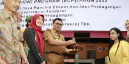 Wakil Wali Kota Malang Lepas Pemberangkatan Ekspor 19,2 ton Kopi ke Dubai