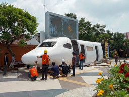 Replika Kereta Shinkansen Ala Jepang Dipasang di Sumber Wangi