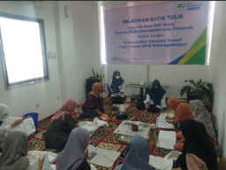 Tingkatkan Ekonomi Ahli Waris Peserta, BPJAMSOSTEK Beri Pelatihan Batik Tulis