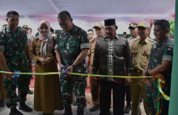 Dandim 0404 Muara Enim dan Danrem Gapo Resmikan RTLH Program Kasad