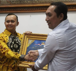 Bupati OKU Selatan Berikan Penghargaan Kepada Polres, Kajari dan BPN OKU Selatan