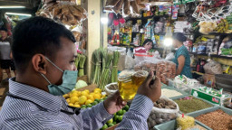 KPPU Periksa APPSI, YLKI dan Hero Supermarket Terkait Kasus Minyak Goreng