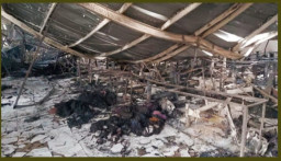 Bermula dari Ledakan Mesin, Gedung Pabrik Baju Gamis Ludes Terbakar