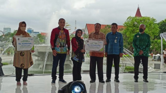 BPJS Ketenagakerjaan Juanda Serahkan Santunan Kematian 3 Bunda PAUD