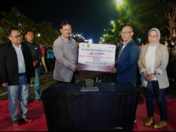 Bank Jatim Serahkan Bantuan Pekerjaan Bangunan Pelengkap PSC Kota Madiun