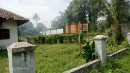 Kantor Desa Mekarsari Tak Terawat