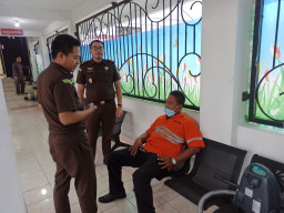 Korupsi Urugkan Dinas Pertanian Lamongan, Direktur CV. Kahel Tani Putra Ditahan