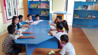 Cegah Ketergantungan Gadget, Anak-Anak Surabaya Sudah Difasilitasi 530 Taman Bacaan