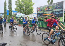 Untuk Menjaga Imunitas Tubuh, Danlanal Ajak Prajurit TNI-AL Naik Sepeda