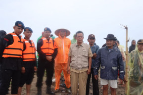 Korban Tenggelam di Pantai Cierang, Dicari