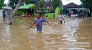 Lagi, MIN 6 Ponorogo Tergenanh Banjir, Ratusan Siswa Gagal Sekolah