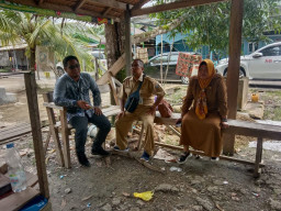 Warga Desa Pantai Dapat Bantuan Rehab Rumah dari Pemerintah Daerah Kabupaten Kotabaru