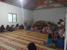 Darurat Pakaian, Dinsos Ponorogo Buka Open Donasi Untuk Pengungsi Tanah Gerak