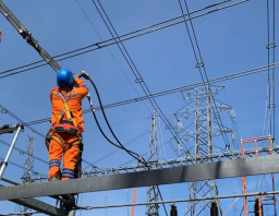 PLN Selesaikan Pekerjaan Pemeliharaan Pada Peralatan Transmisi di Gardu Induk Kerek