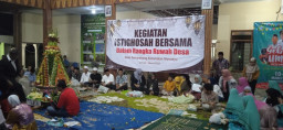 Desa Semambung Wonoayu Gelar Ruwat Desa Dengan Pawai Gunungan