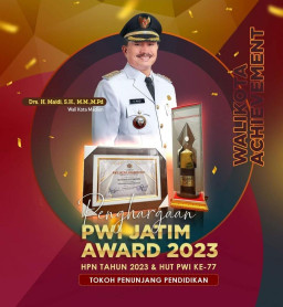 Walikota Madiun Raih Penghargaan PWI Jatim Award Tokoh Penunjang Pendidikan