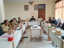 Komisi C DPRD Kota Batu Hearing Bersama Dinas Pendidikan dan DPKP Terkait SMPN 7