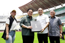 Stadion Gelora Bung Tomo Surabaya Dinilai Terbaik di Indonesia oleh FIFA dan PSSI