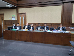 Hakim Dituding Keliru Vonis Terdakwa Kasus Dugaan Korupsi Impor Besi Baja