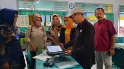 Dewan Sidak Laptop, Harap Siswa Gunakan Dengan Maksimal