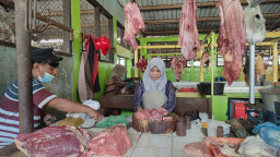 Harga Daging Sapi dan Ayam Naik Jelang Lebaran, Penjual Keluhkan Sepi Pembeli