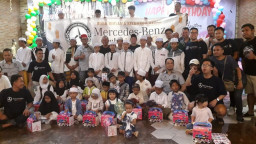 Mercedes-Benz Club Malang Adakan Santunan dan Buka Bersama Anak Yatim
