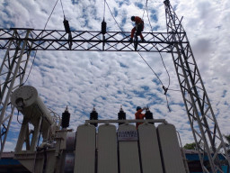 PLN UPT Madiun Dukung Industri Pesisir Selatan Jatim