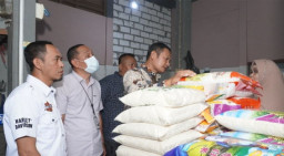 Pasokan Bahan Pokok di Lamongan Stabil Jelang Lebaran