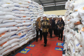 Sutiaji Pastikan Ketersediaan Bahan Pokok Tercukupi dan Terjangkau Jelang Lebaran