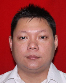 Pria Arogan yang Pakai Mobil Plat Polisi dan Menenteng Pistol, Teridentiikasi