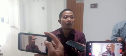 Kuasa Hukum Pastikan Warga Penolak Tambak Garam Tak Sandera Alat Berat