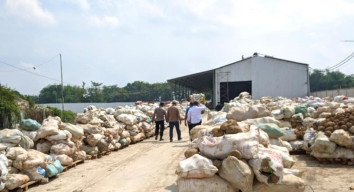 Irigasi Tertutup, Puluhan Petani Lurug Pabrik Porang Ponorogo