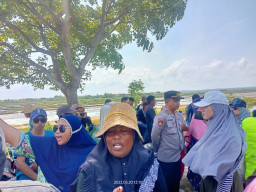 Demi Selamatkan Laut, Warga Gersik Putih Kembali 'Usir' Pekerja